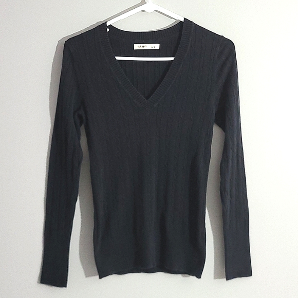 Old Navy black sweater, S